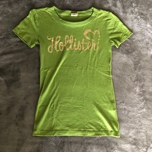 Hollister tshirt